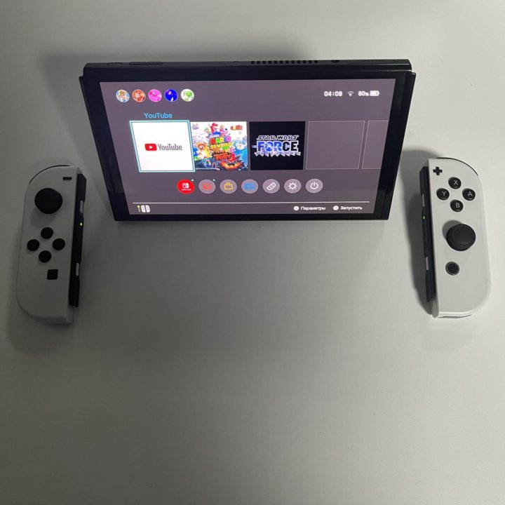 Nintendo switch oled+2 игры+защитный чехол