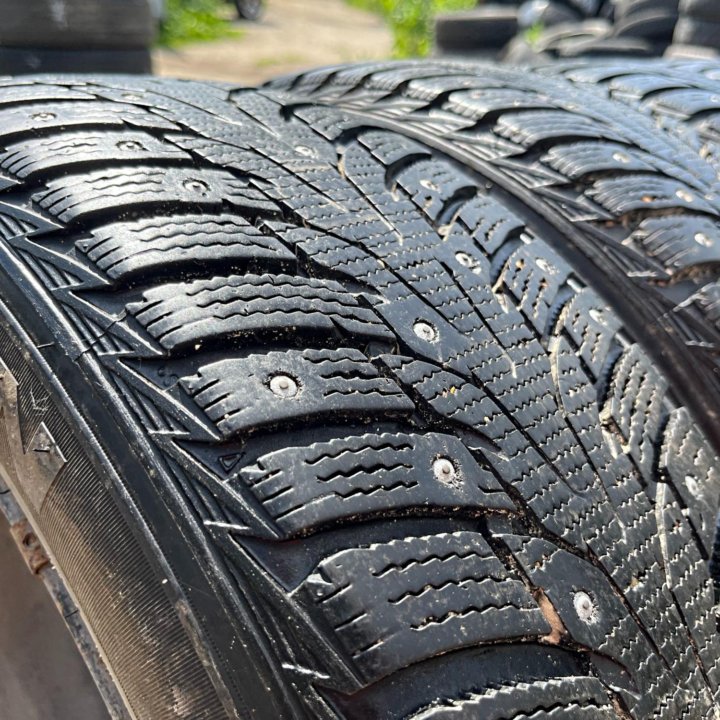 Зима Nexen 185/65 R15 Диски Renault 4x100 D60.1