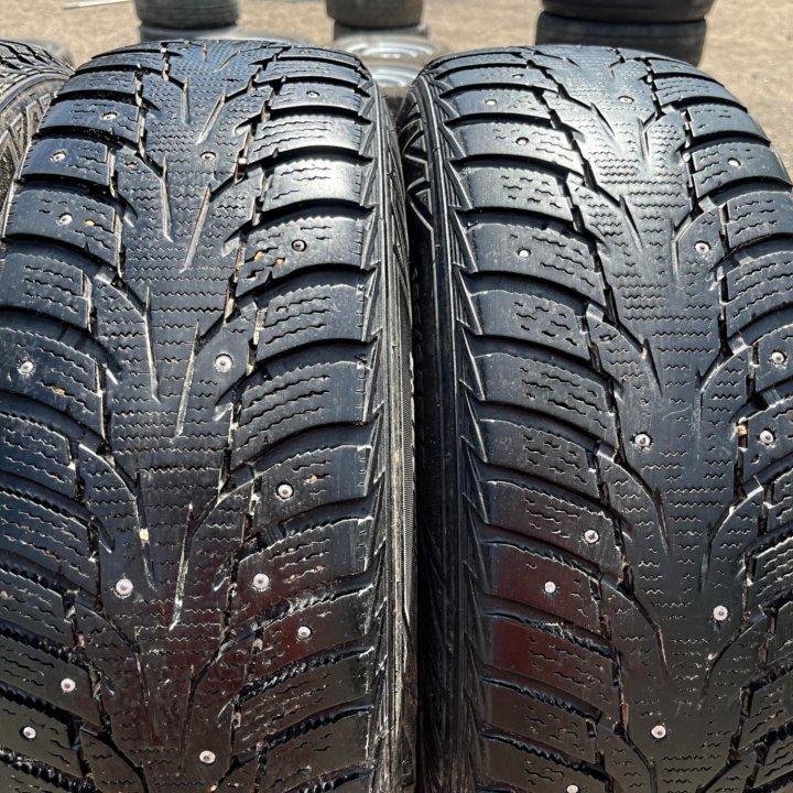 Зима Nexen 185/65 R15 Диски Renault 4x100 D60.1