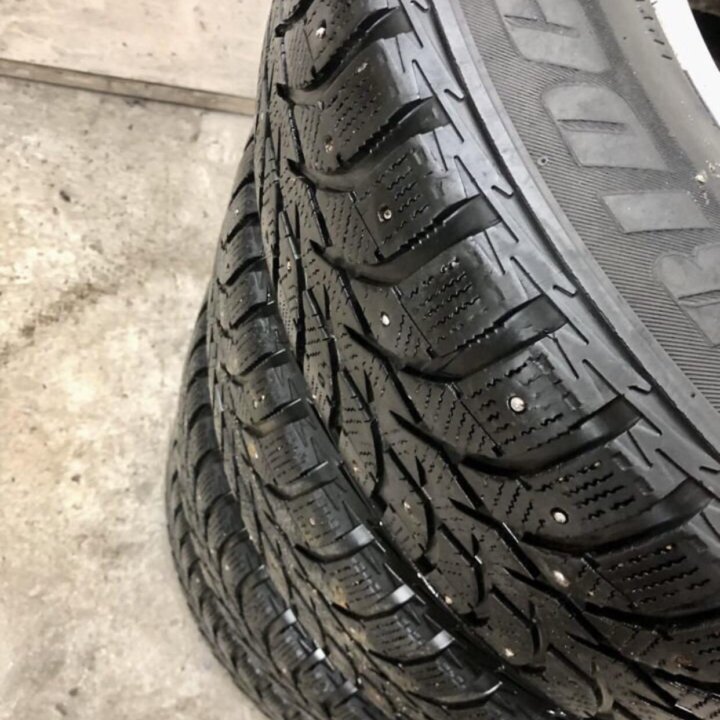 Колеса зимние R16 K&K Aura, резина Bridgestone