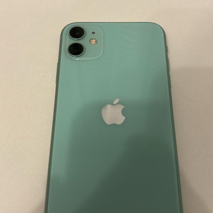 iPhone 11