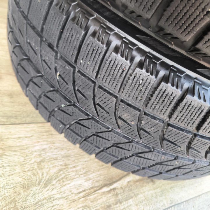 215/55/17, Bridgestone Blizzak WS60, 2 шт