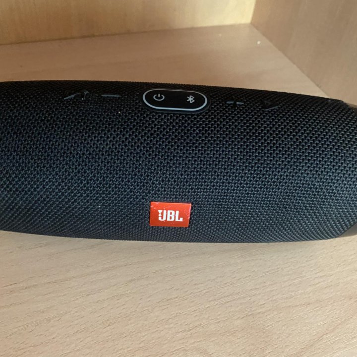 Jbl charge 4