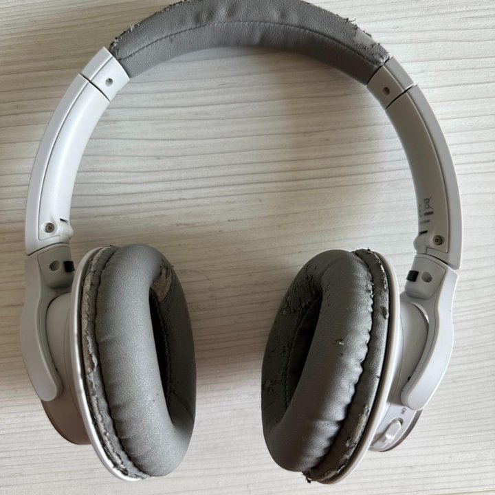 Наушники Audio-Technica SR30BT серые