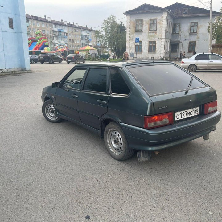 ВАЗ (Lada) 2114, 2011