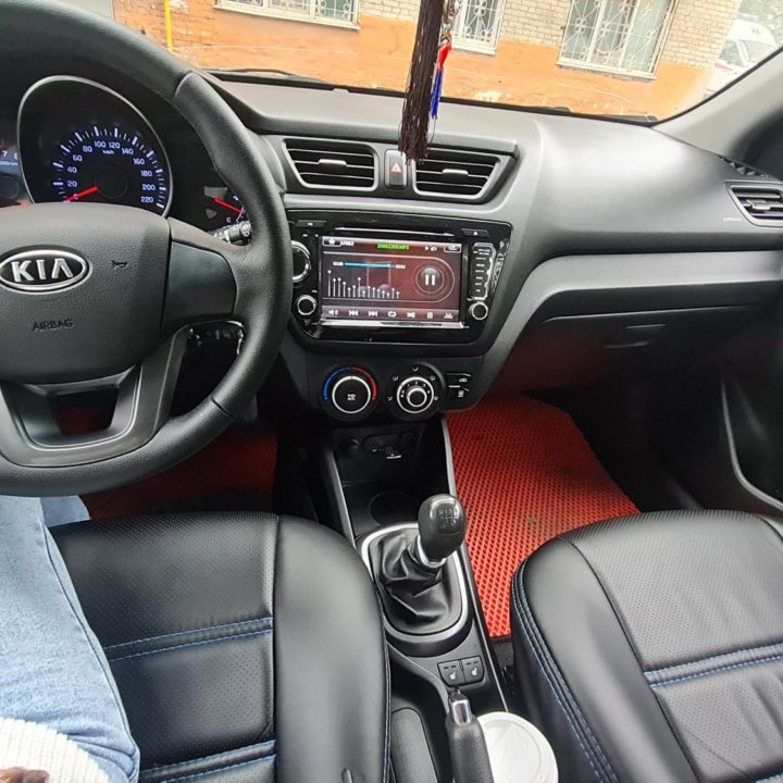 Kia Rio, 2012