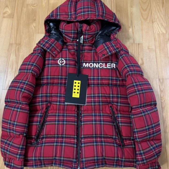 Пуховик moncler оригинал новый