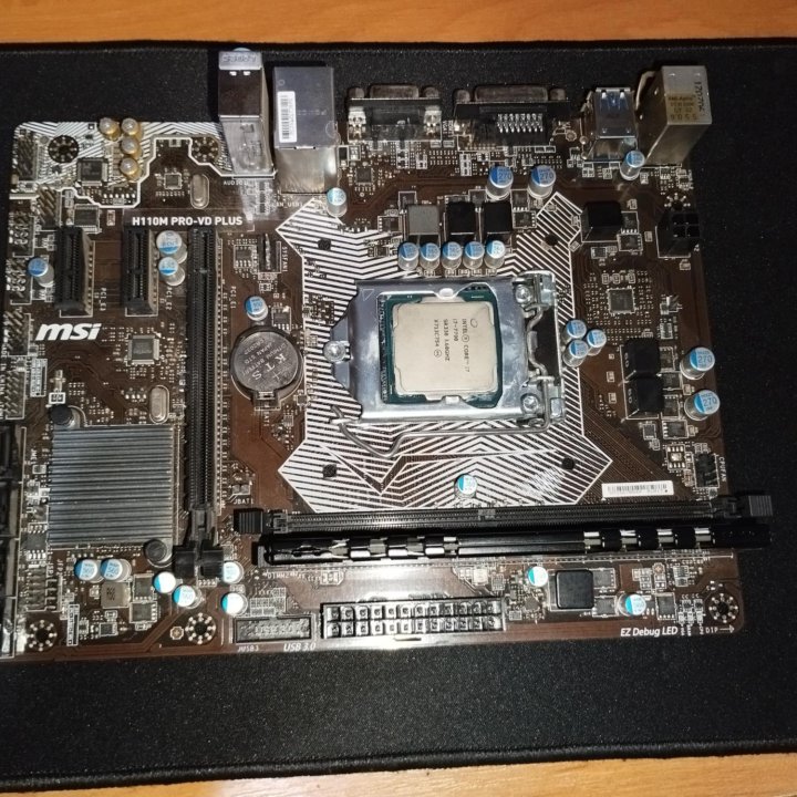 Материнская плата(Комплект)i7-7700,16gb 2400