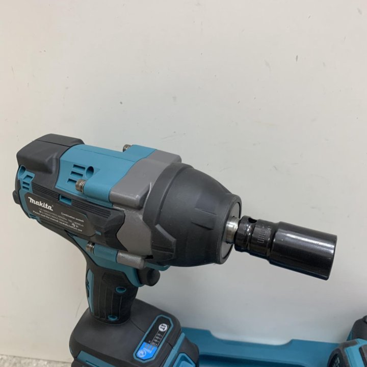 Новый!!!набор Makita 2в1