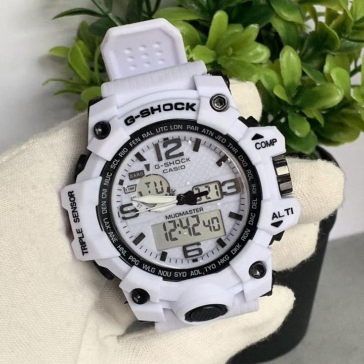 Часы Casio G-Shock Новые (белые)