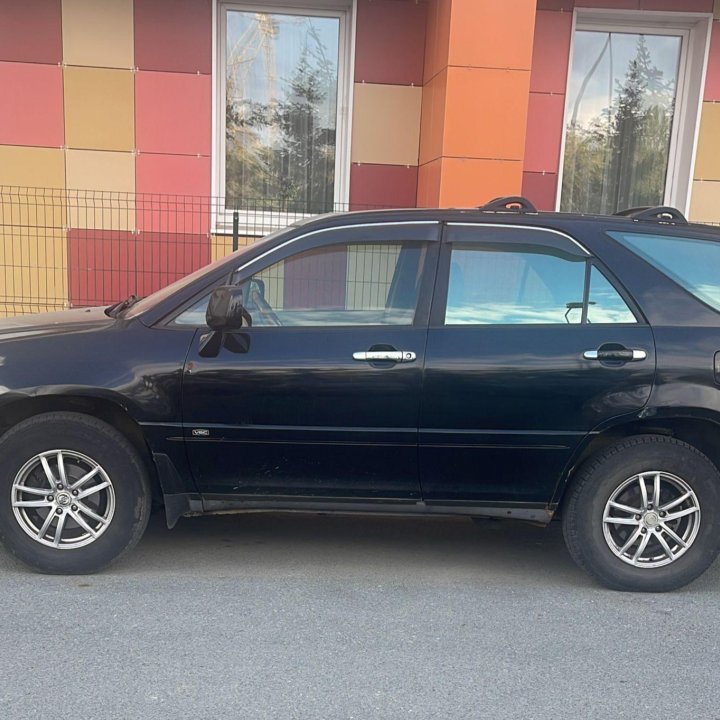 Lexus RX, 2002