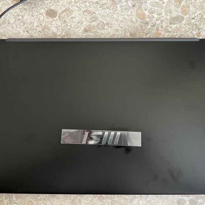 Ноутбук MSI Modern 15 B12M-234RU