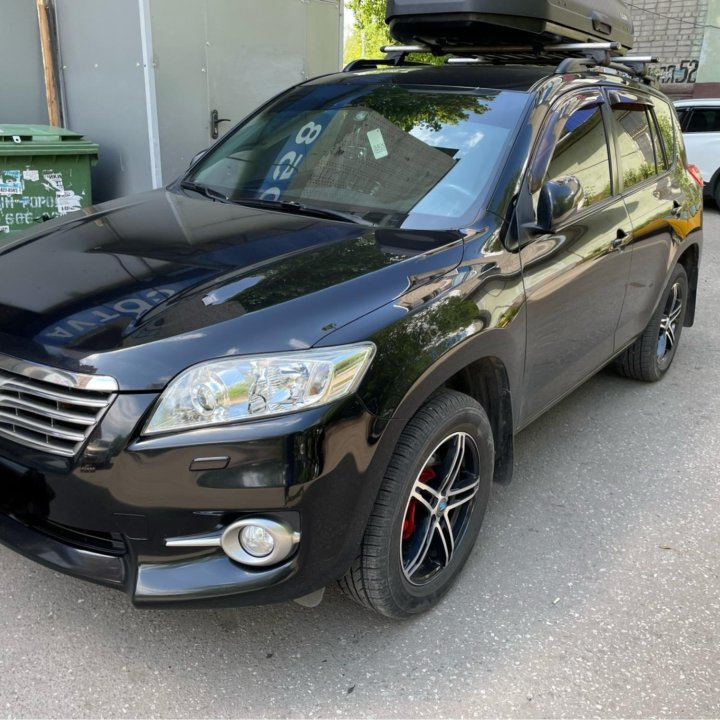 Toyota RAV4, 2012