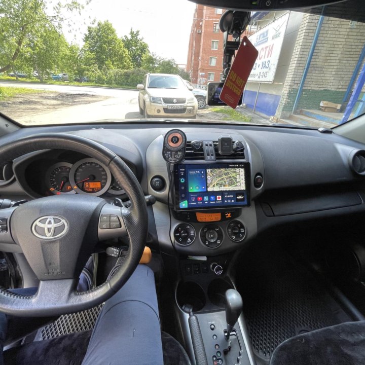 Toyota RAV4, 2012