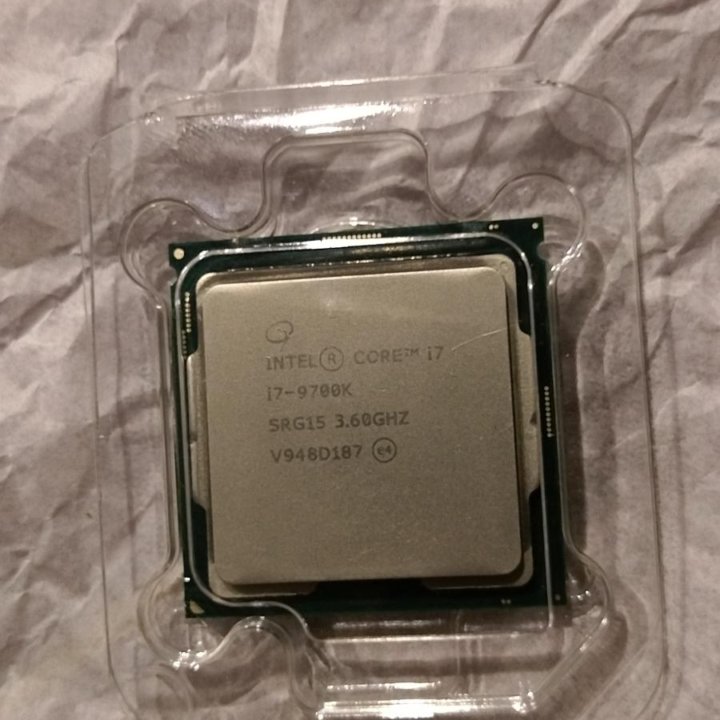 Процессор Intel core i7-9700K