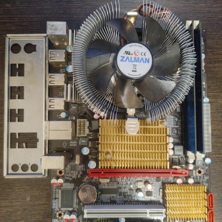 Продам комплект LGA 1366