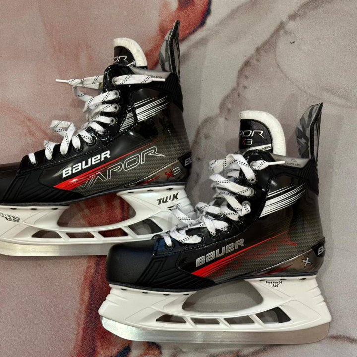 Коньки хоккейные Bauer Vapor X3, 9,5 EE