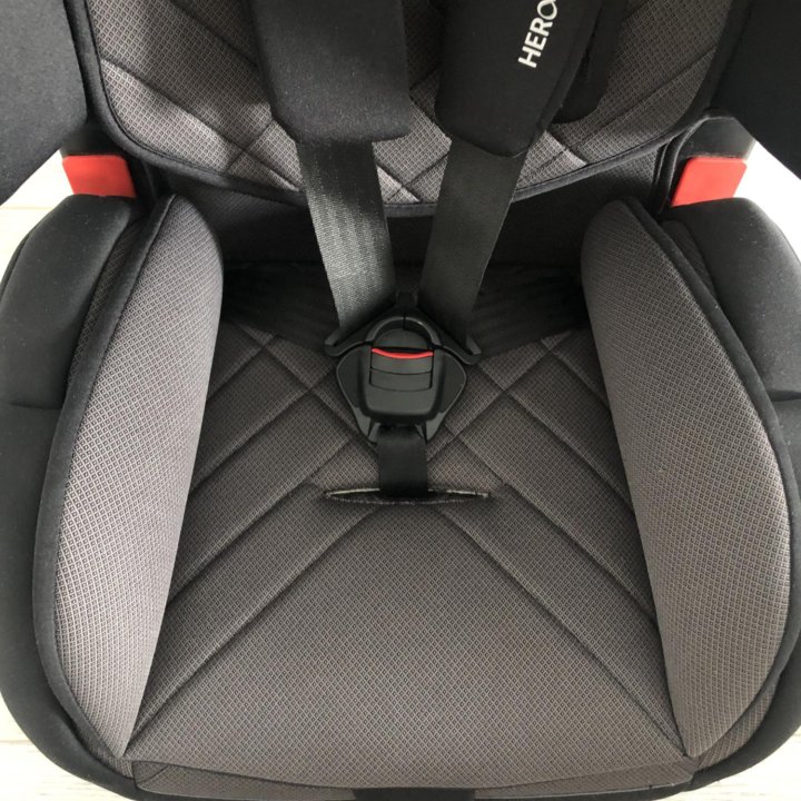 Автокресло Recaro young sport hero 9-18 кг