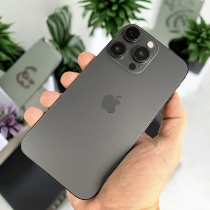 iPhone xr в корпусе 15 pro на 128