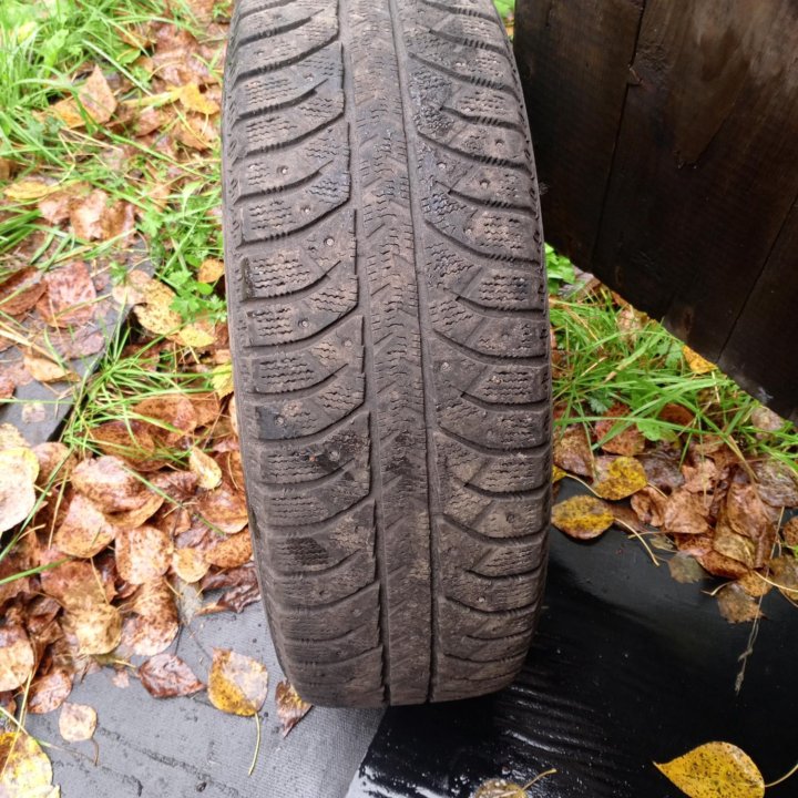 зимние колёса Bridgestone 185\65\r15 4.114.3