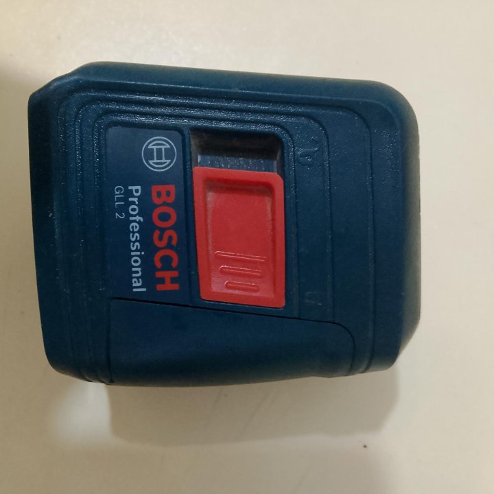 BOSCH GLL 2 PROFESSIONAL лазерный уровень