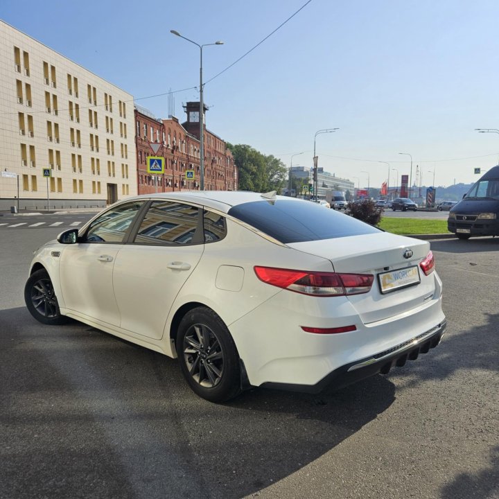 Kia Optima, 2020