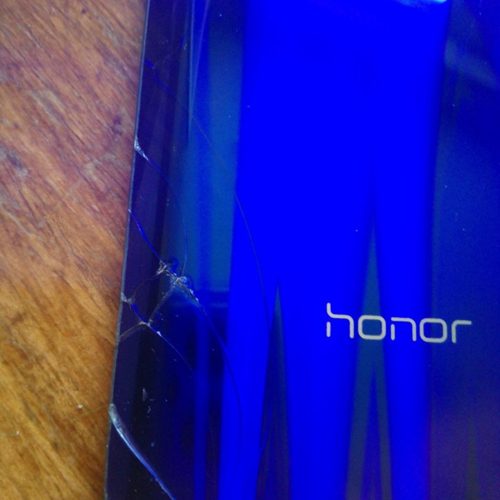 Honor 10 (на запчасти)