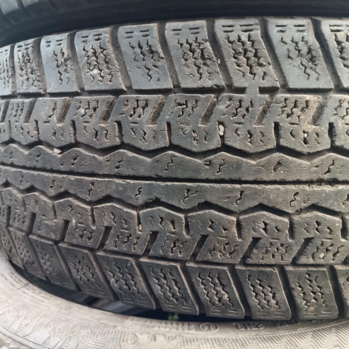 Dunlop, 225/60/17.5 поштучно