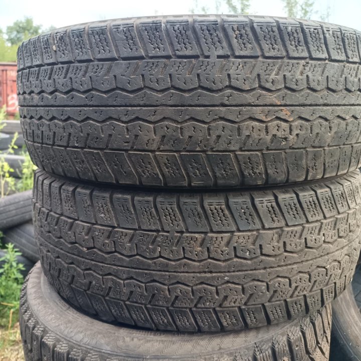 Dunlop, 225/60/17.5 поштучно