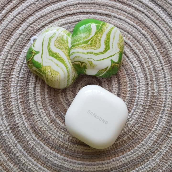 Кейс galaxy buds 2