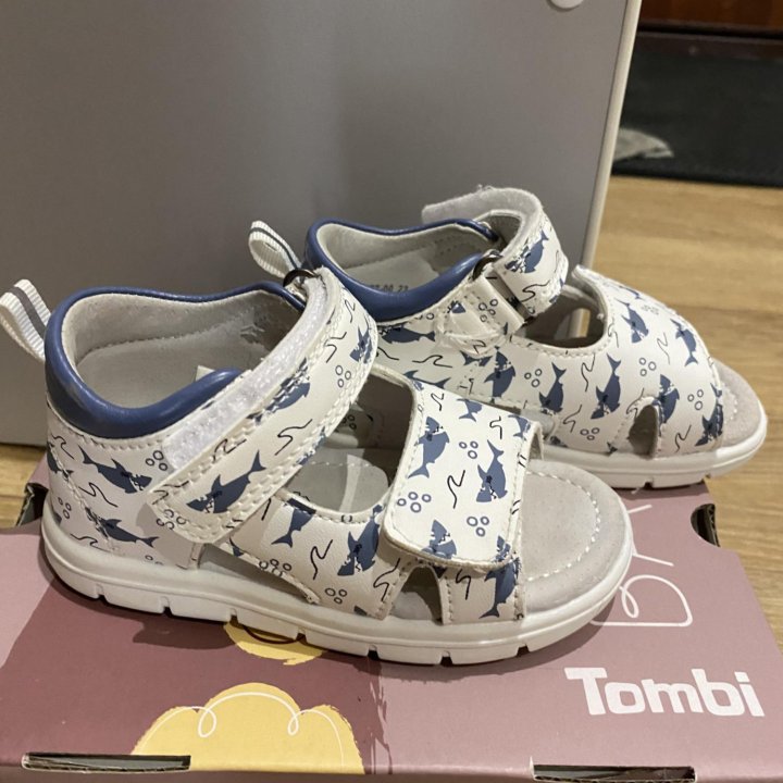 Детские сандали