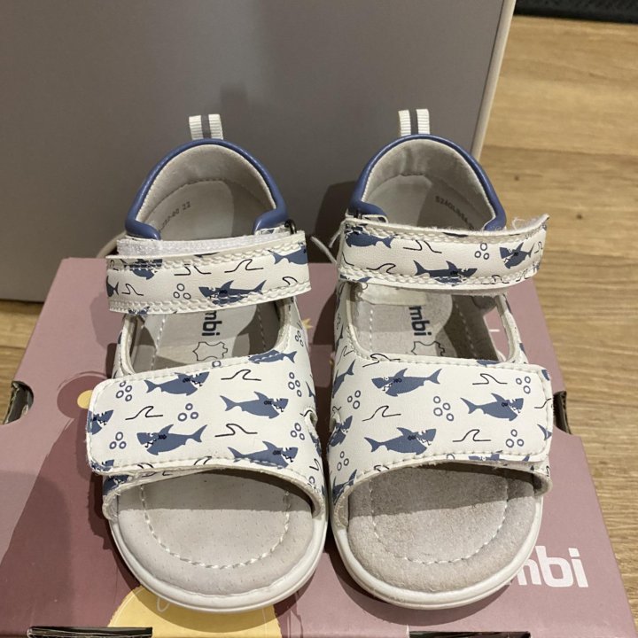 Детские сандали