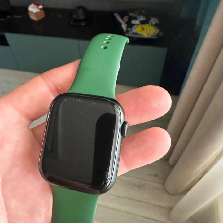 Часы APPLE WATCH 7