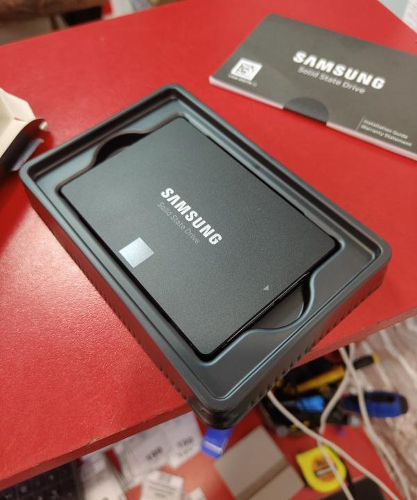 Жесткий диск SSD Samsung SP1614N