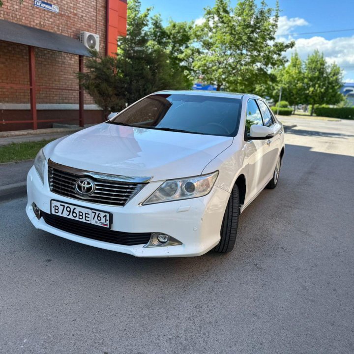 Toyota Camry, 2012