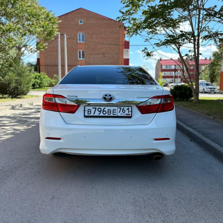 Toyota Camry, 2012