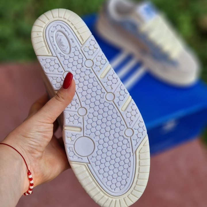 Кроссовки Adidas Adi 2000