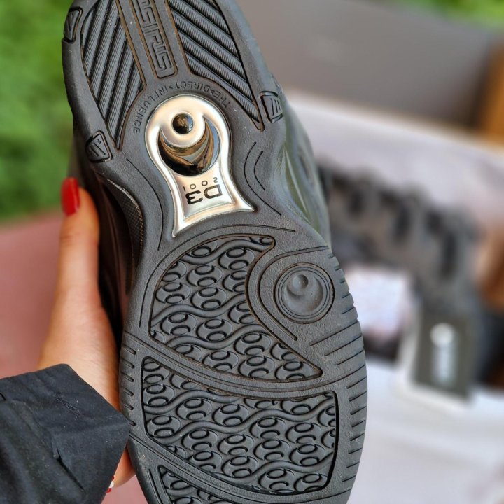 Кроссовки Osiris