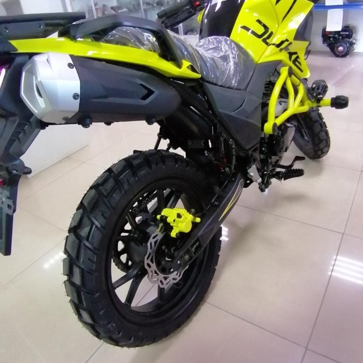 Regulmoto DUKE 300