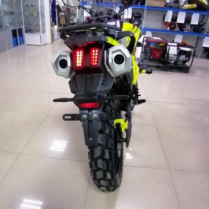 Regulmoto DUKE 300