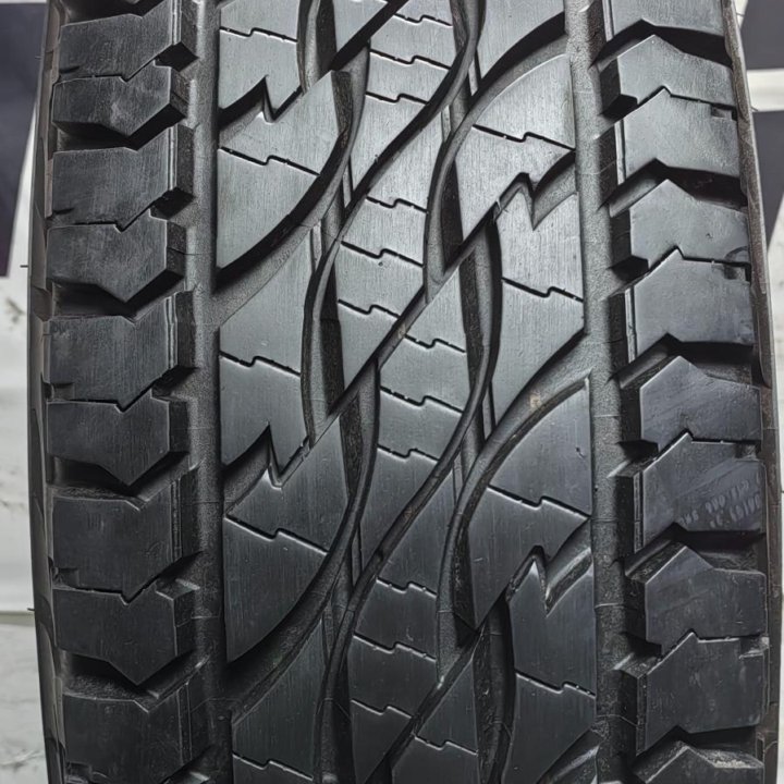 31x10,5R15 (265/75R15) Bridgestone Dueler A/T 697