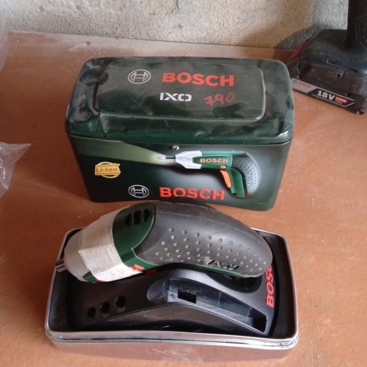 Электроотвертка Bosch IXO