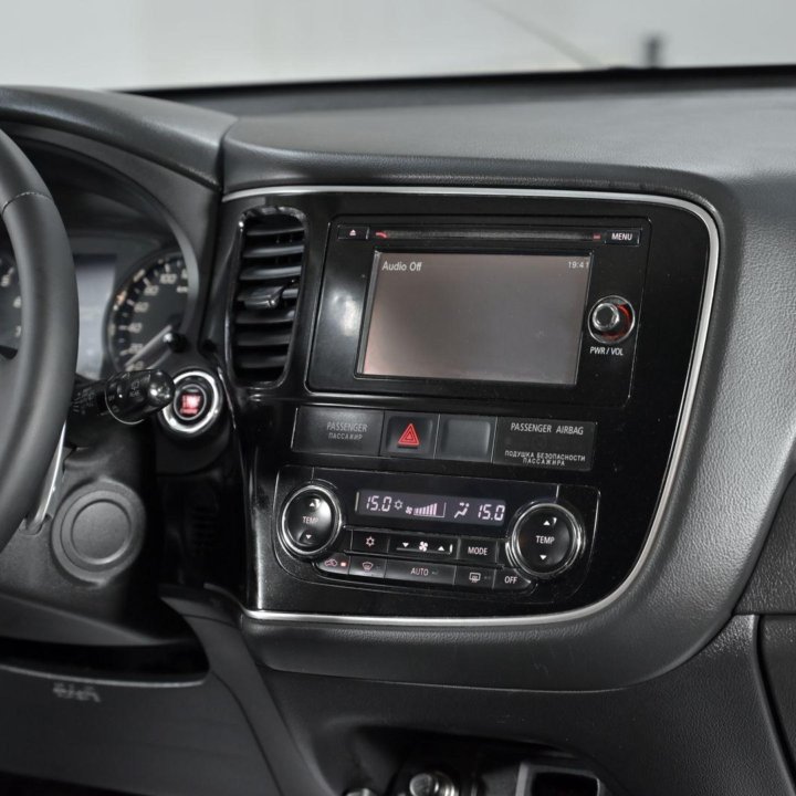 Mitsubishi Outlander, 2013