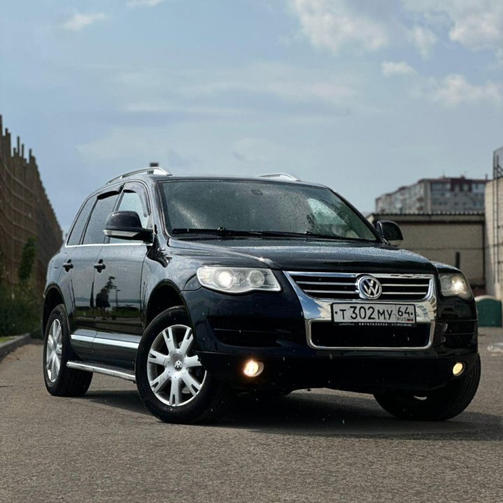 Volkswagen Touareg, 2010