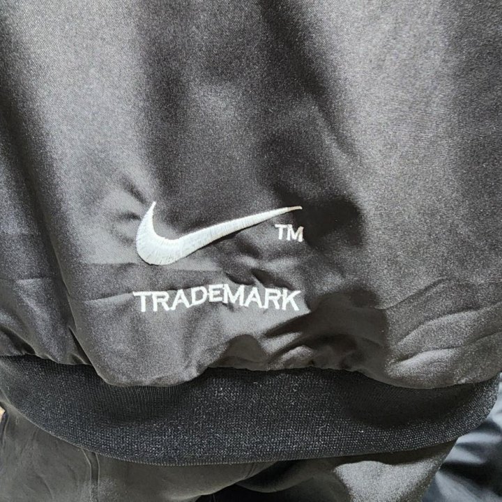 Бомбер nike swoosh tm (двухсторонний)