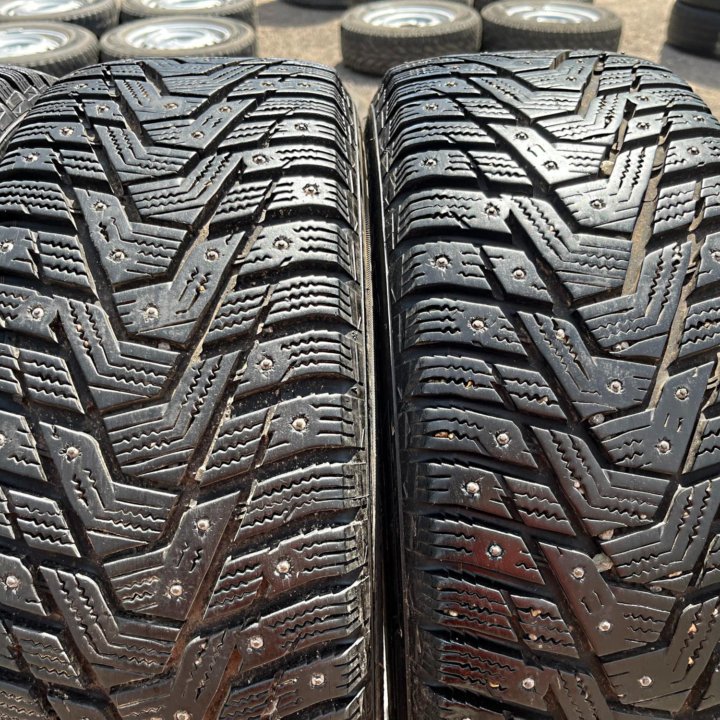 Зима Hankook W429 195/60 R15 Диски 4x114.3 D56.6