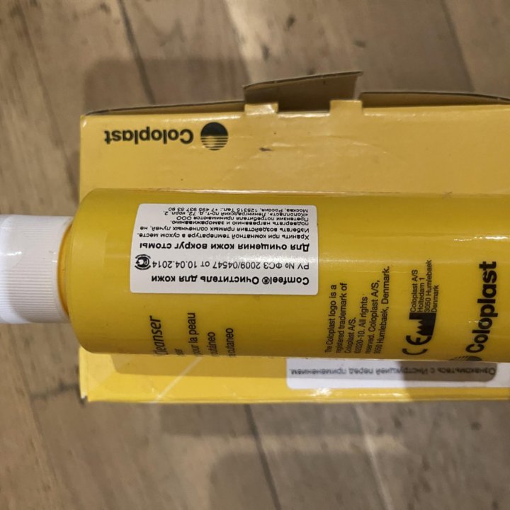 Очиститель для кожи Comfee