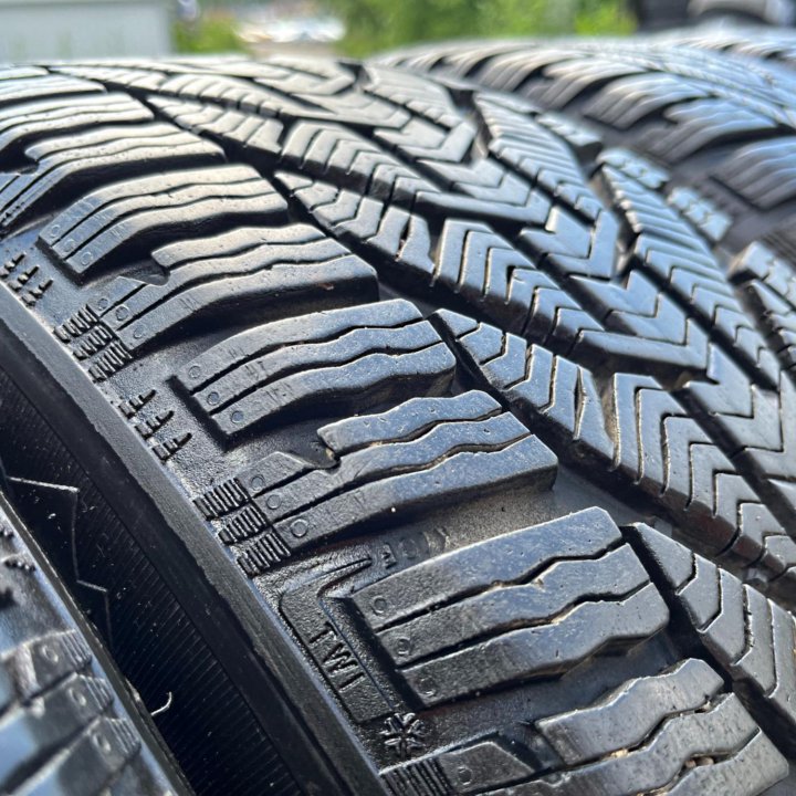 Зима Tigar Winter 215/55 R16 97H