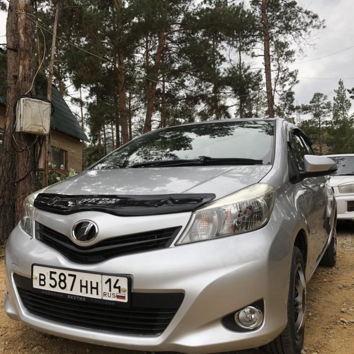 Toyota Vitz, 2012