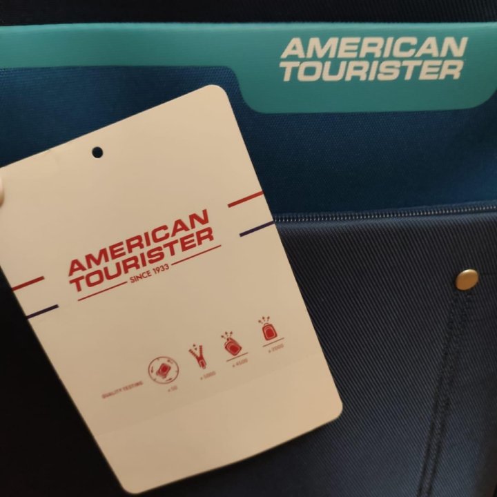 Чемодан American Tourister S